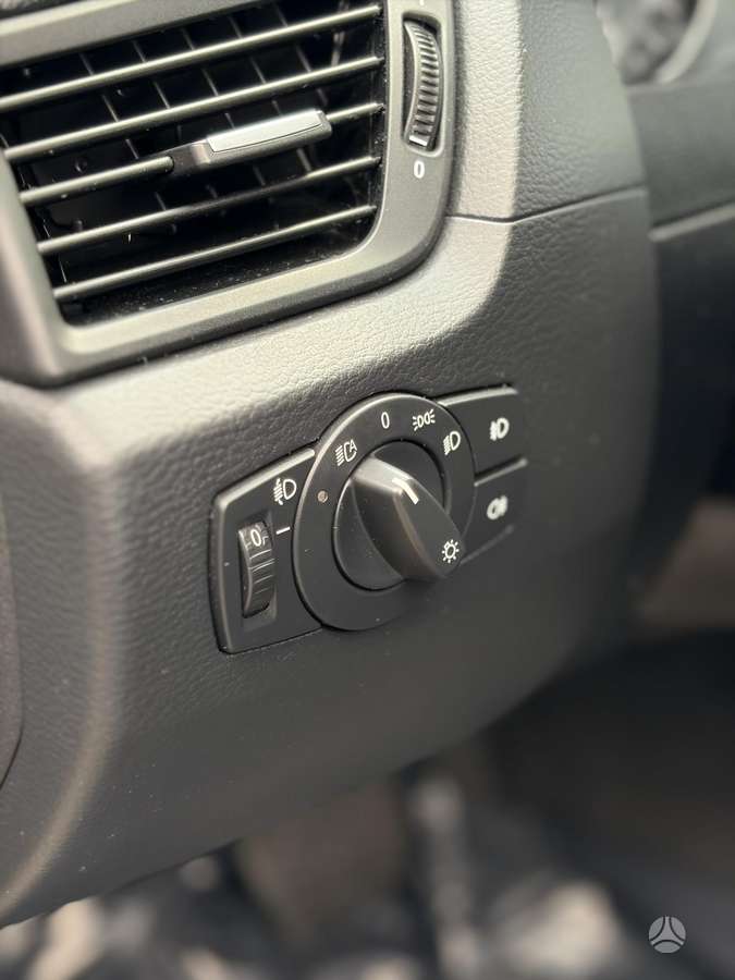 BMW X1, 2.0 l., mpv / minivan