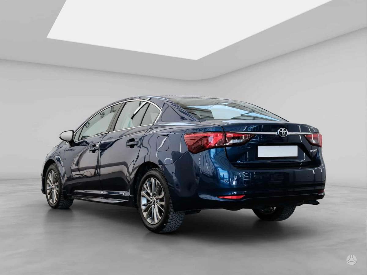 Toyota Avensis - 2