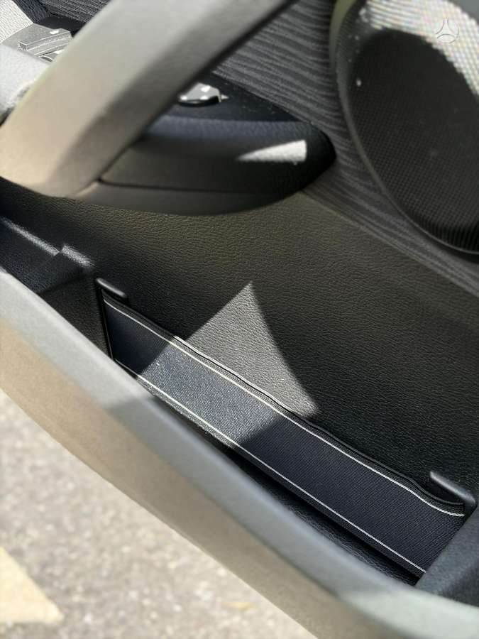 BMW X1, 2.0 l., mpv / minivan