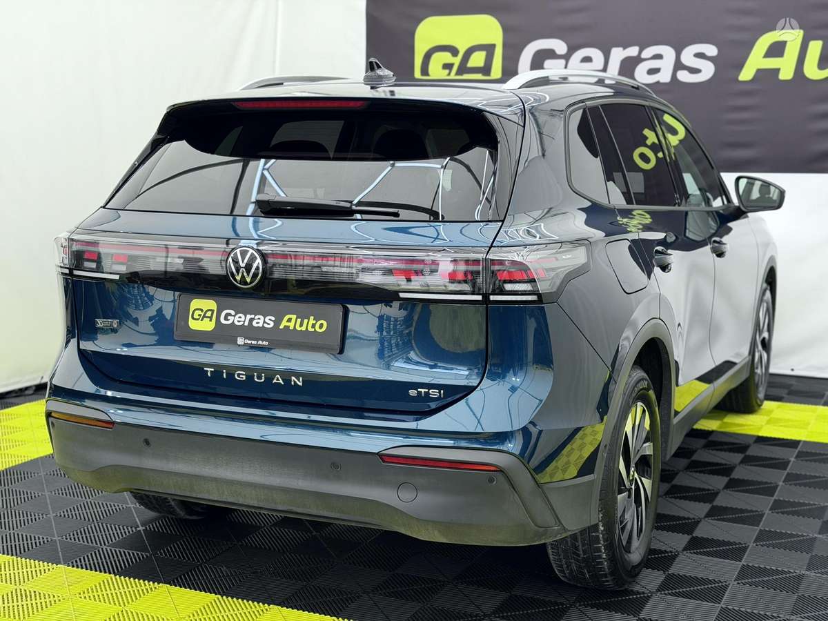 Volkswagen Tiguan - 4