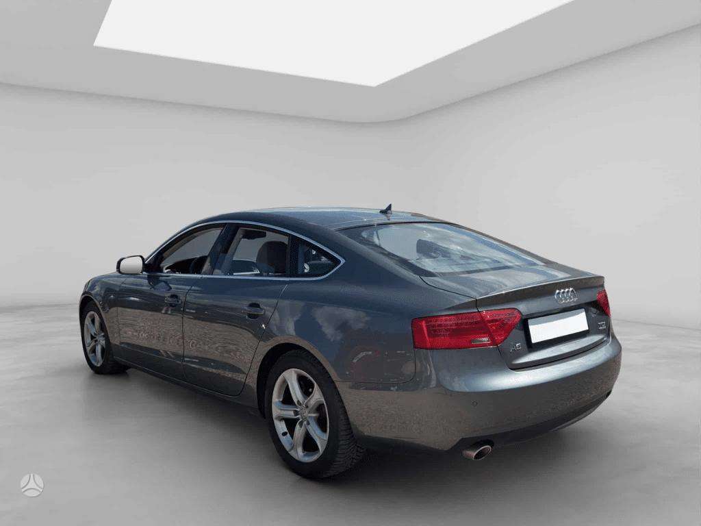 Audi A5, 3.0 l., sedanas