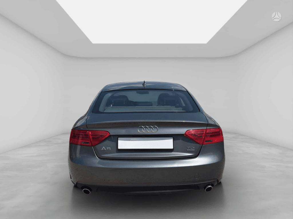 Audi A5, 3.0 l., sedanas