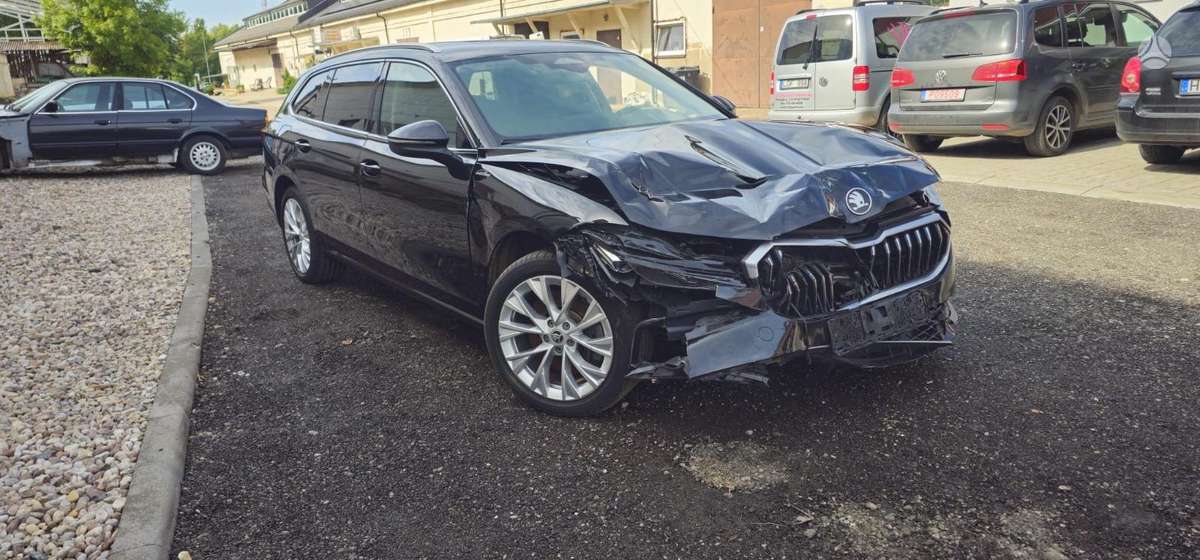 Škoda Superb - 2