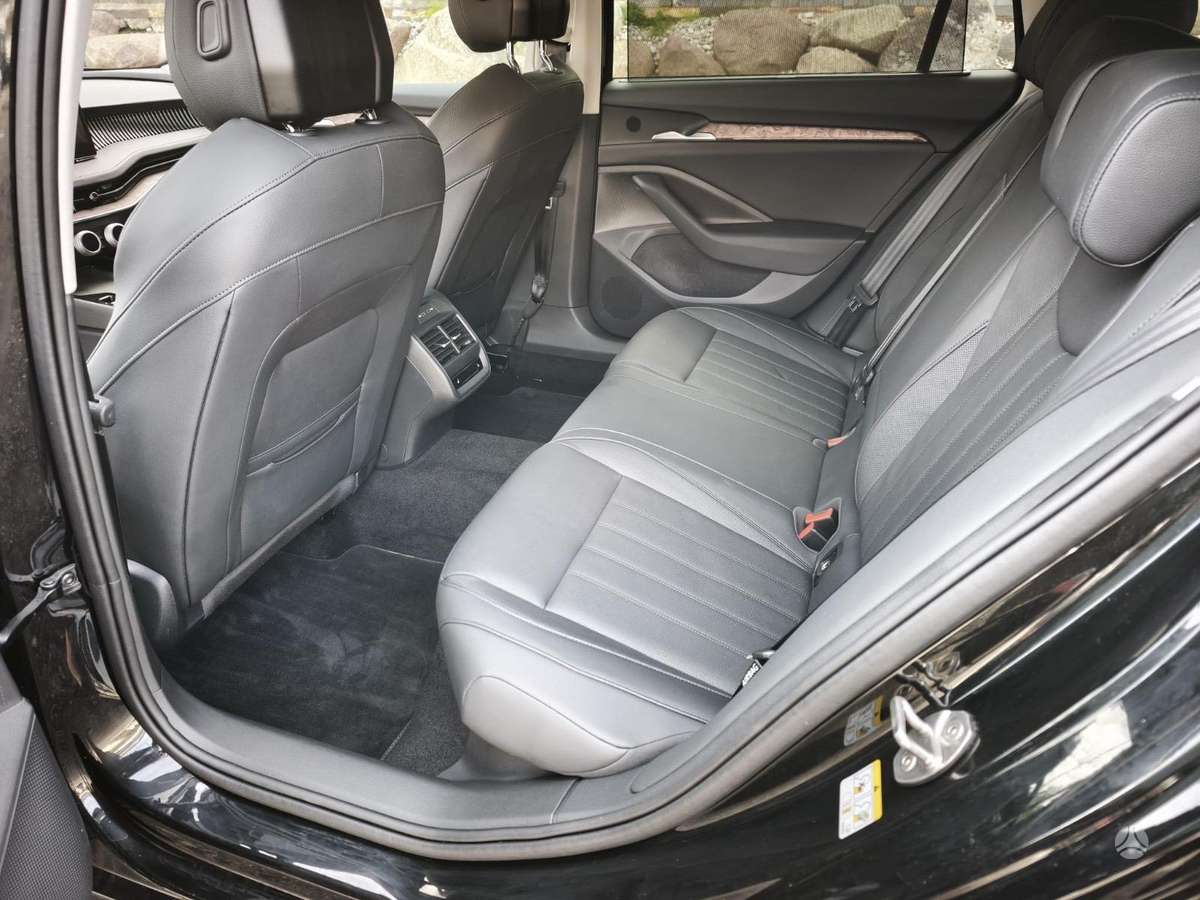 Škoda Superb - 7