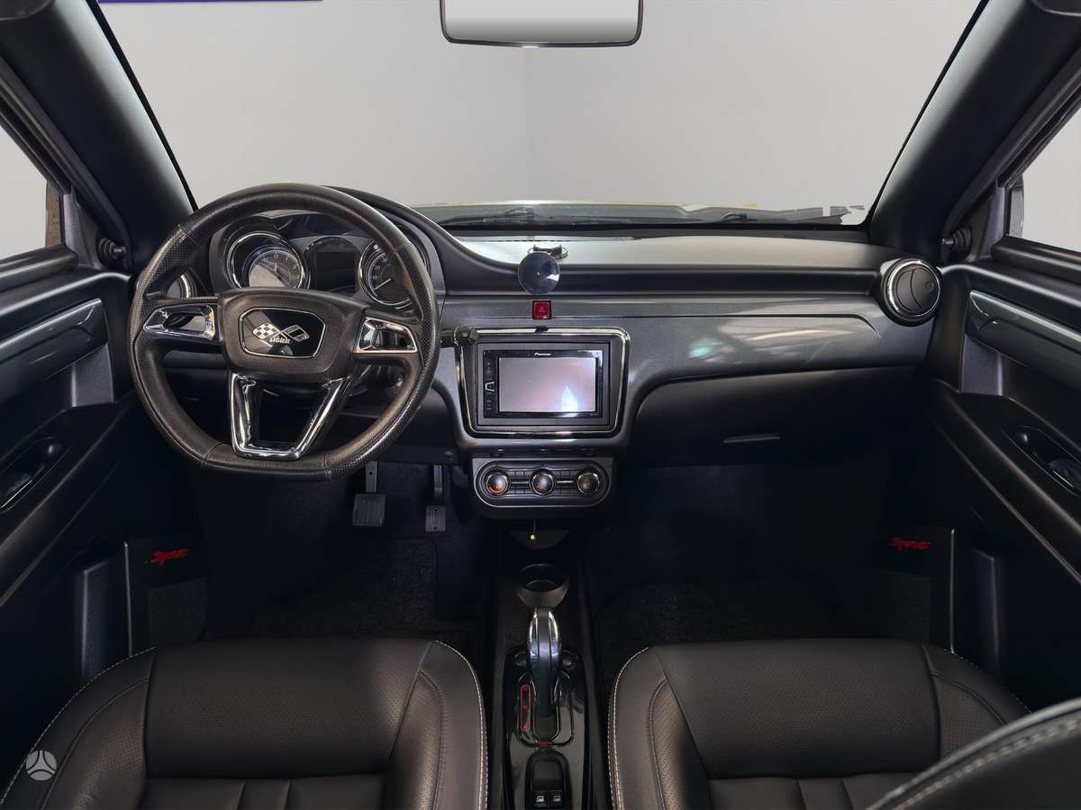 Ligier JS60, 0.5 l., hatchback