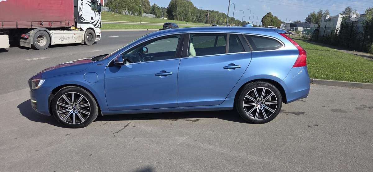 Volvo V60 - 2