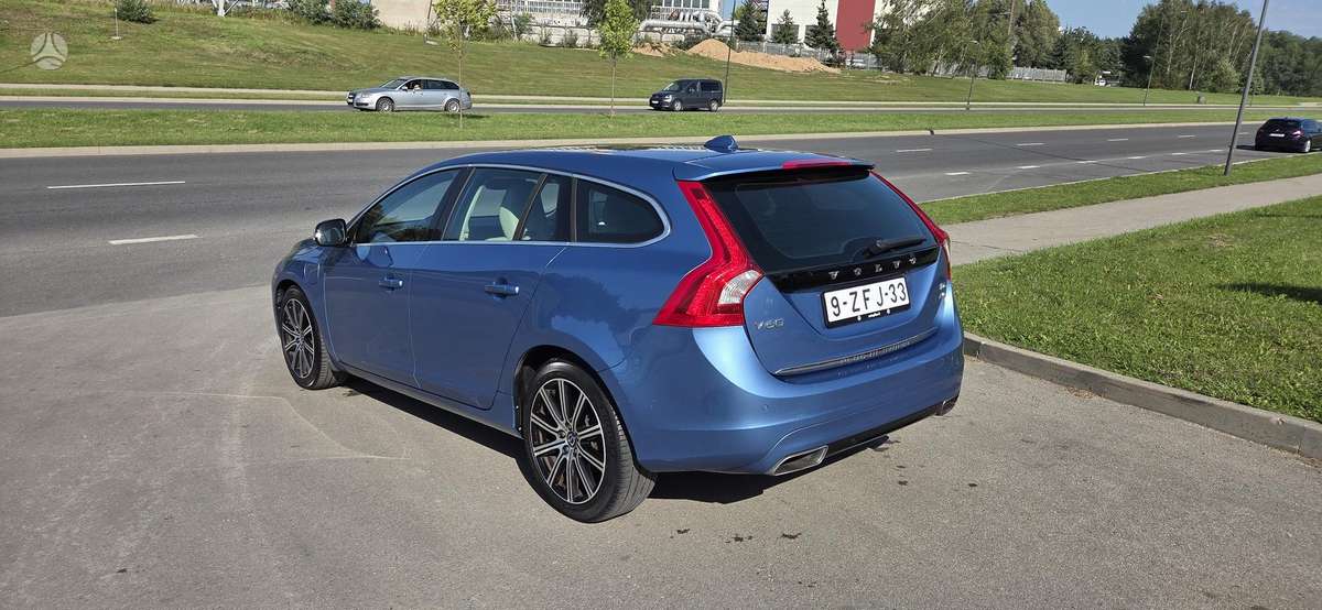 Volvo V60 - 11