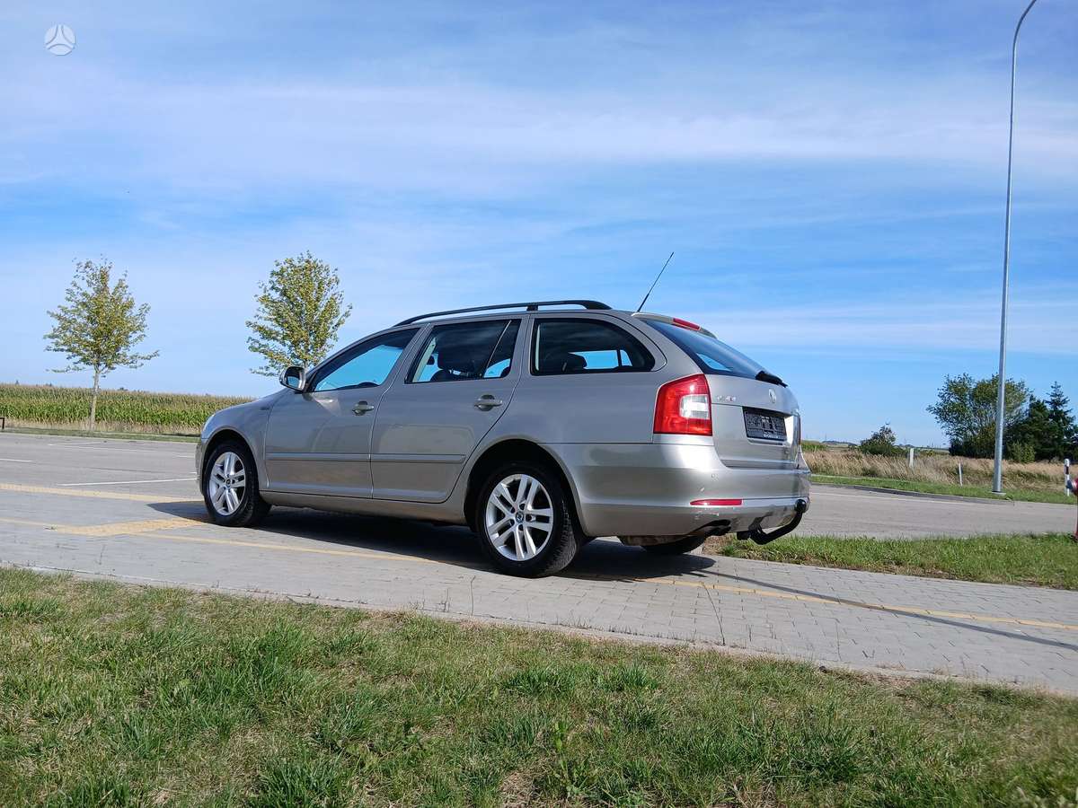 Škoda Octavia - 2