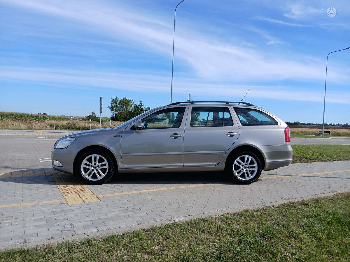 Škoda Octavia - 3