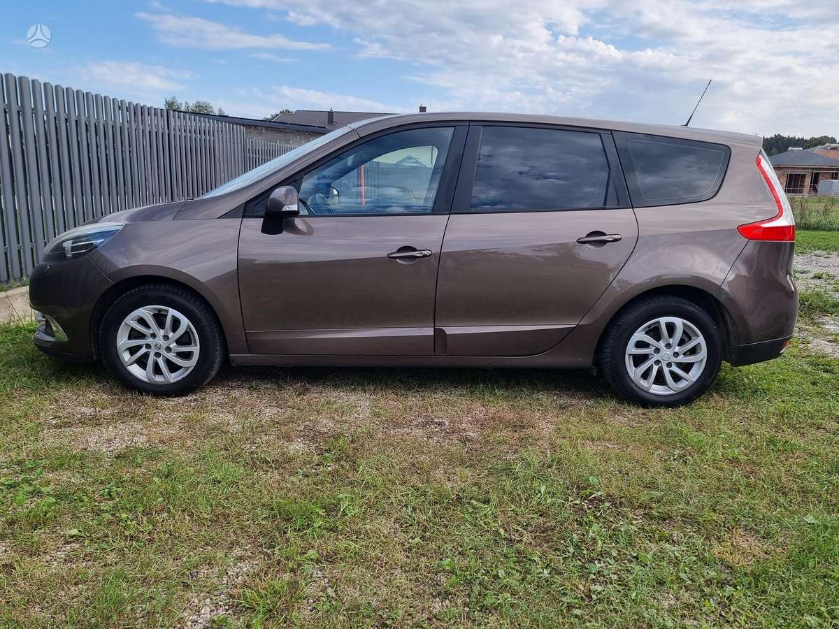 Renault Grand Scenic - 4
