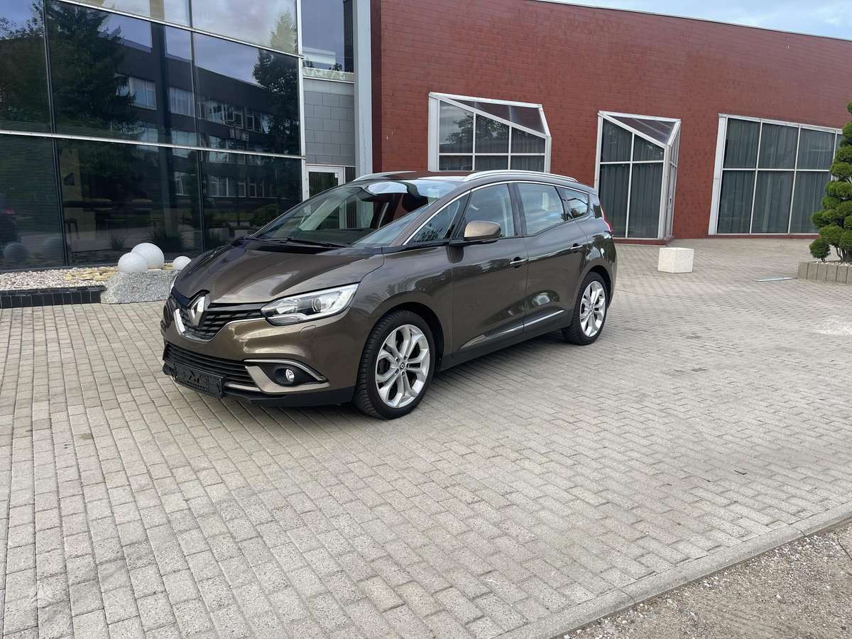 Renault Grand Scenic - 12