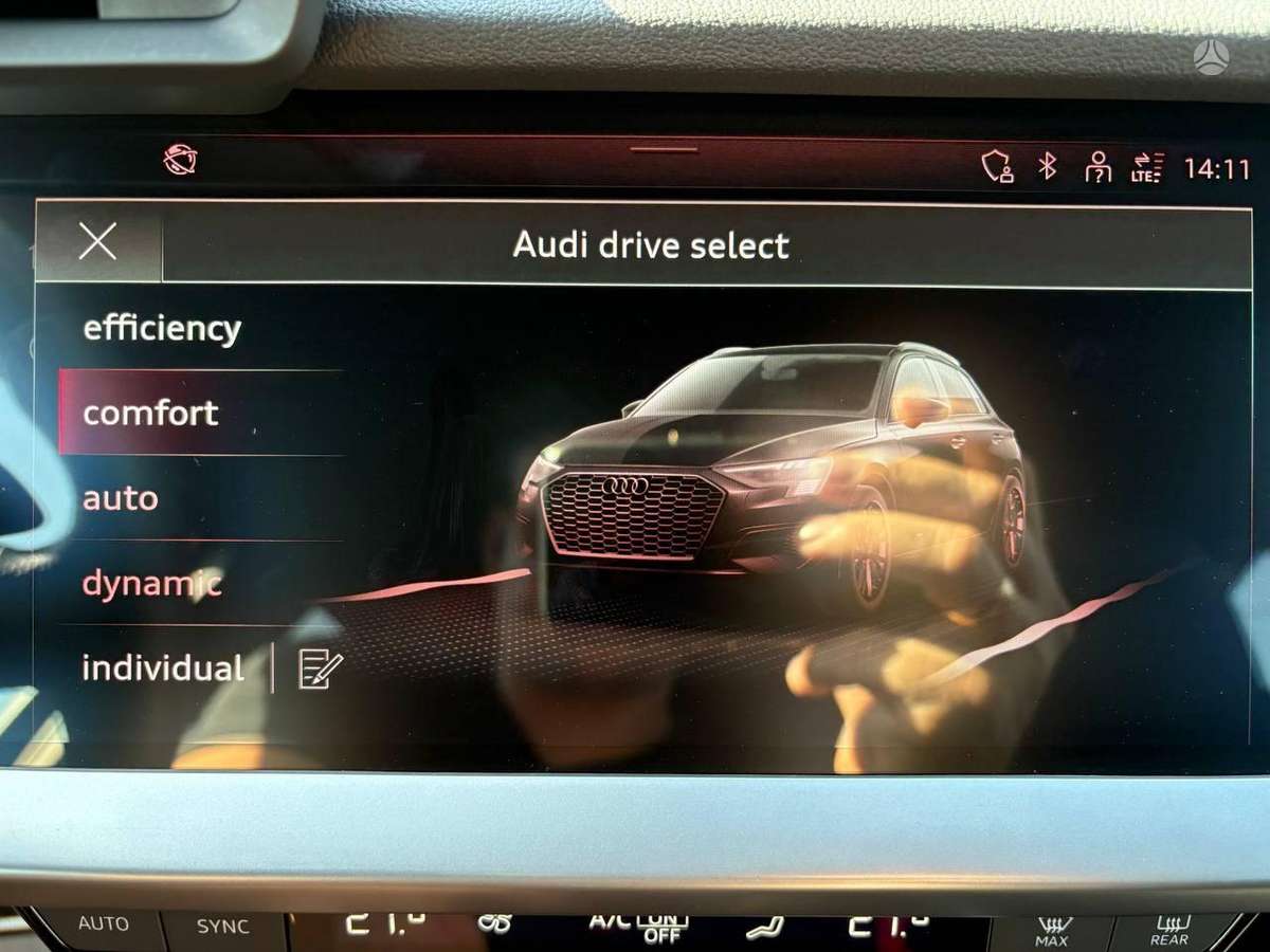 Audi A3, 1.5 l., hatchback