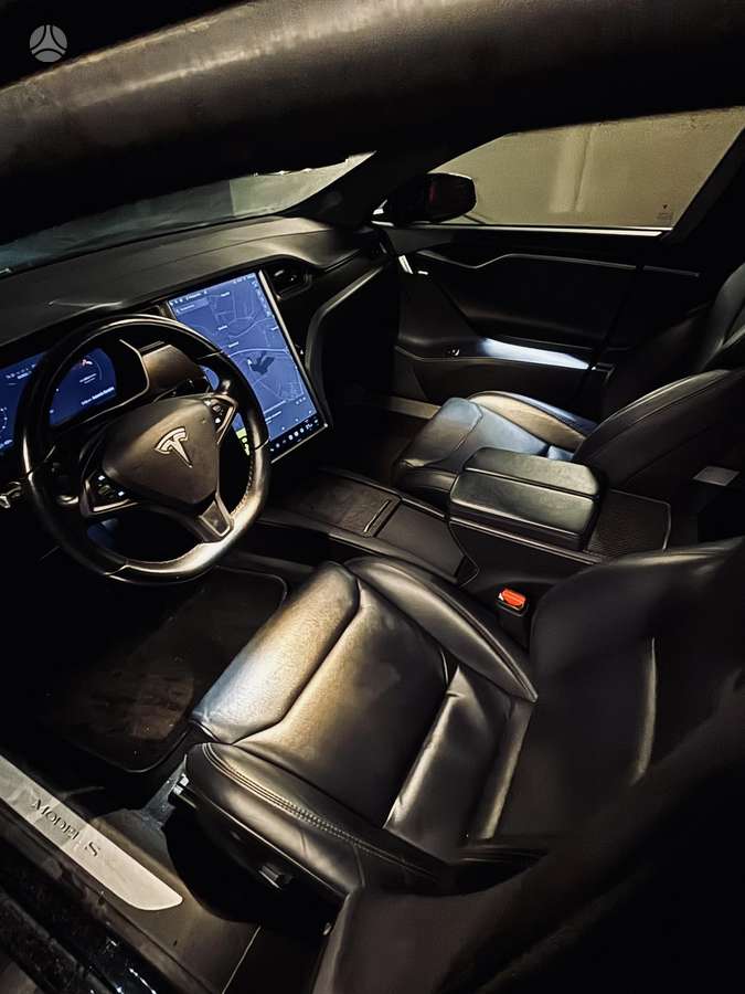 Tesla Model S, 100 kWh, hatchback