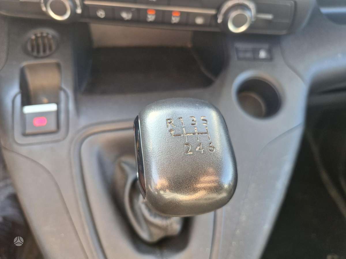 Peugeot Partner - 9