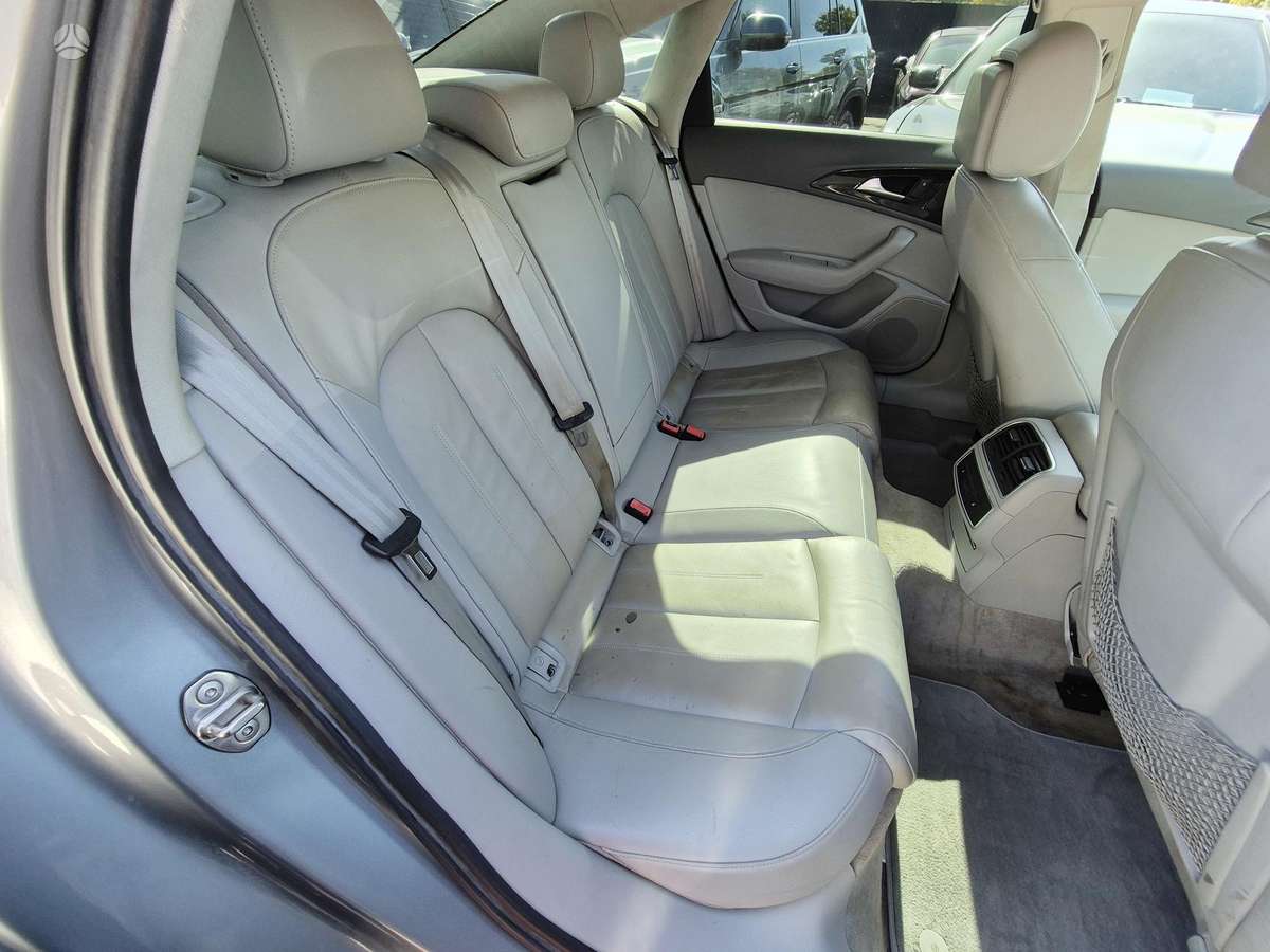 Audi A6, 3.0 l., Седан