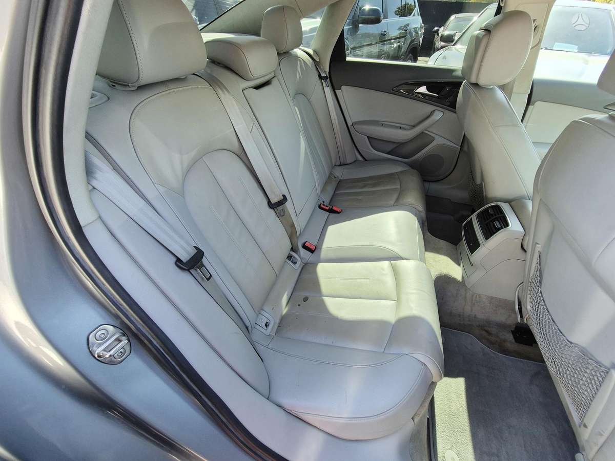 Audi A6, 3.0 l., sedanas