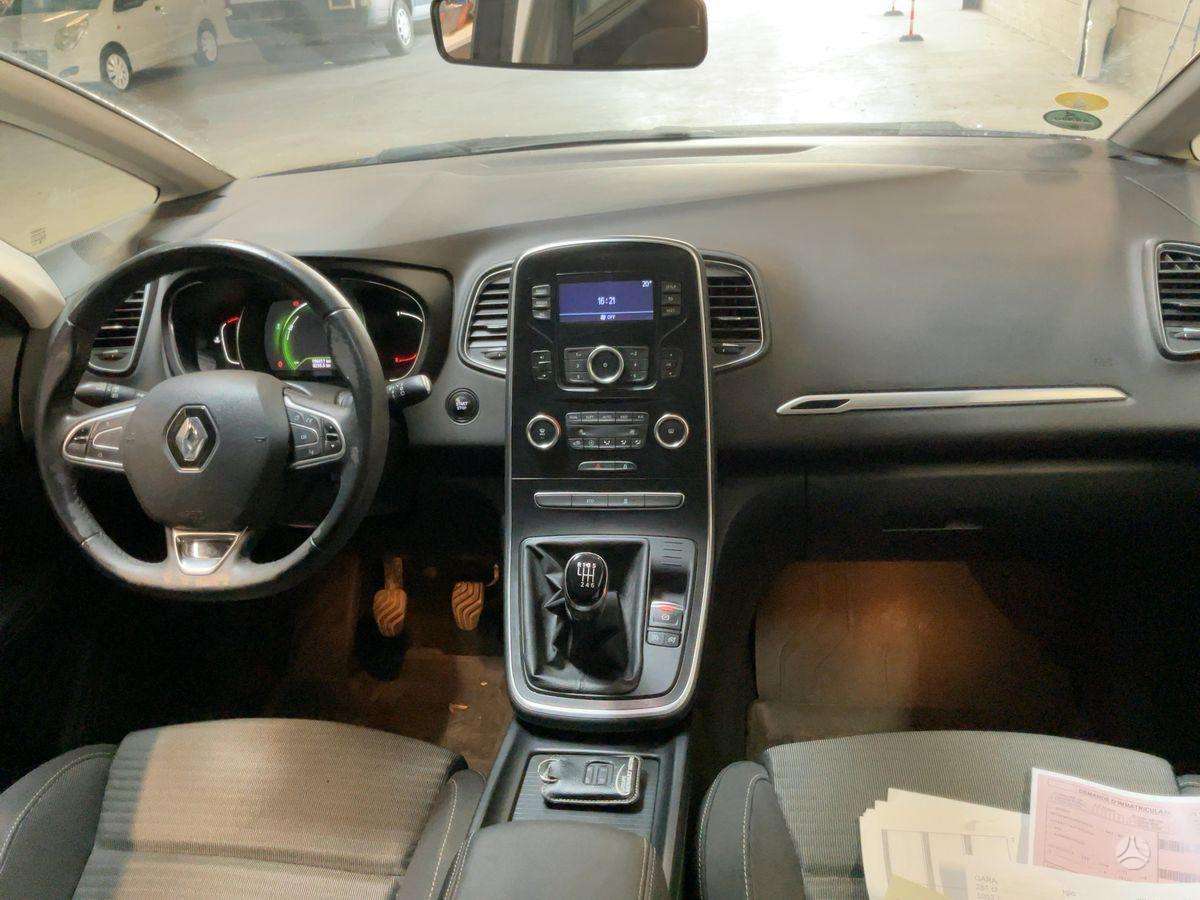 Renault Grand Scenic - 9
