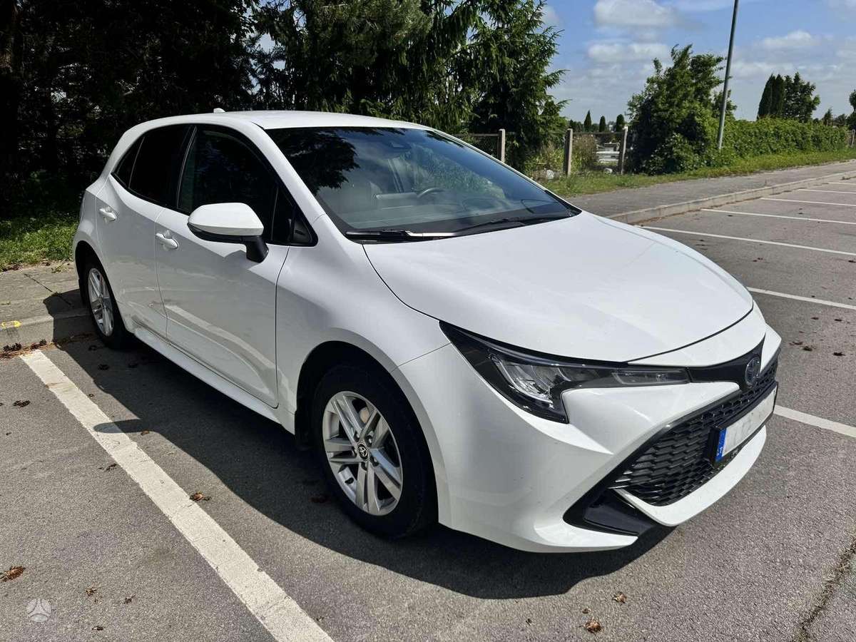 Toyota Corolla - 1