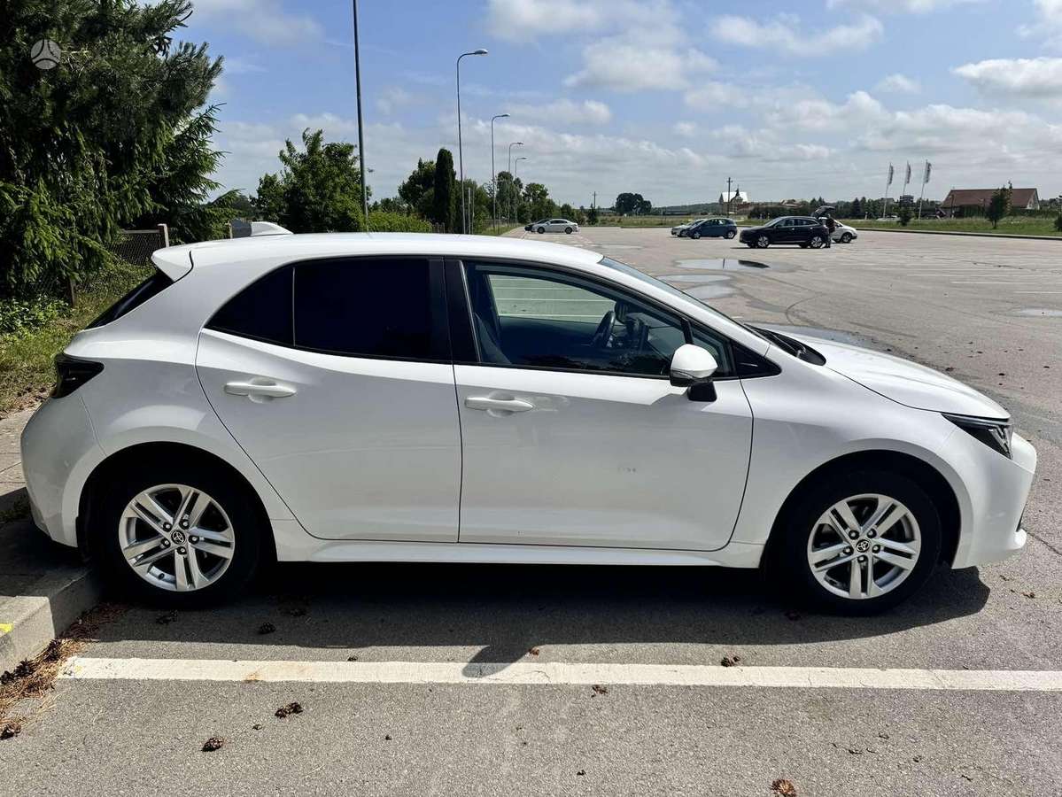 Toyota Corolla - 2