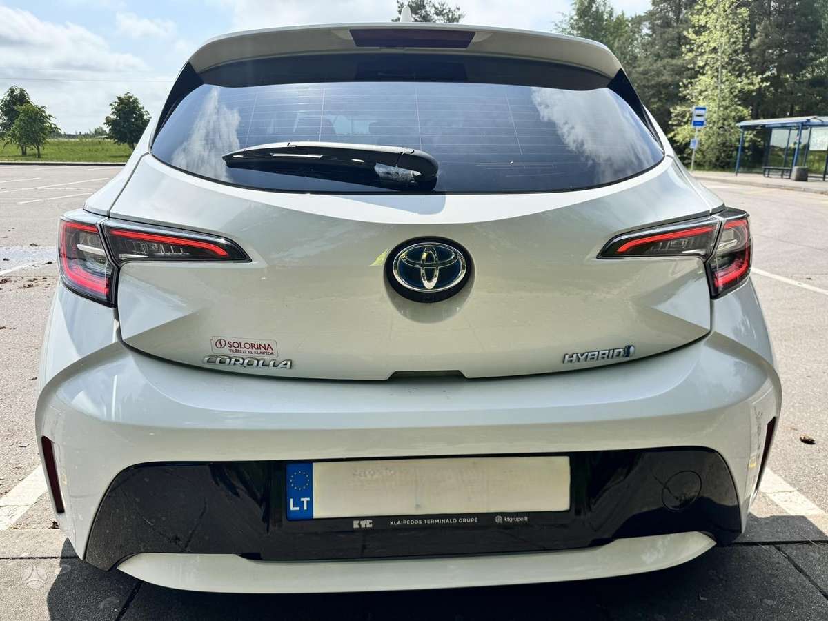 Toyota Corolla - 4