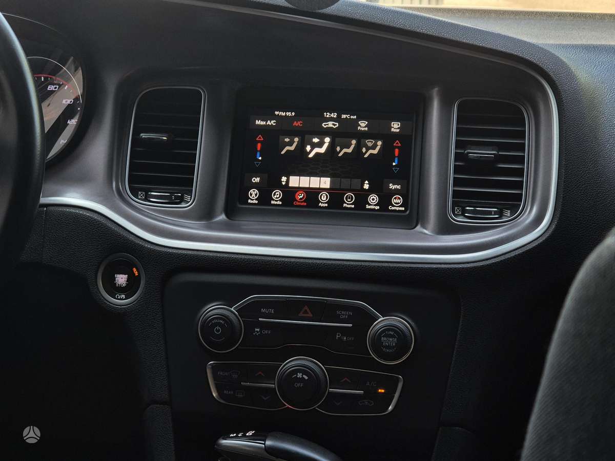 Dodge Charger, 3.6 l., Седан