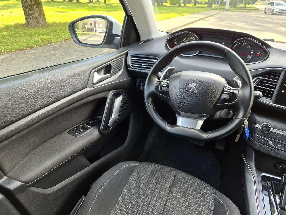 Peugeot 308 - 12
