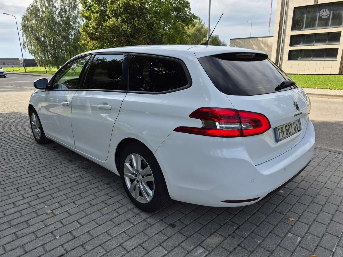 Peugeot 308 - 3