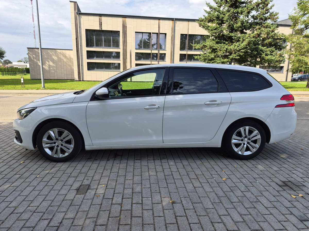 Peugeot 308 - 5