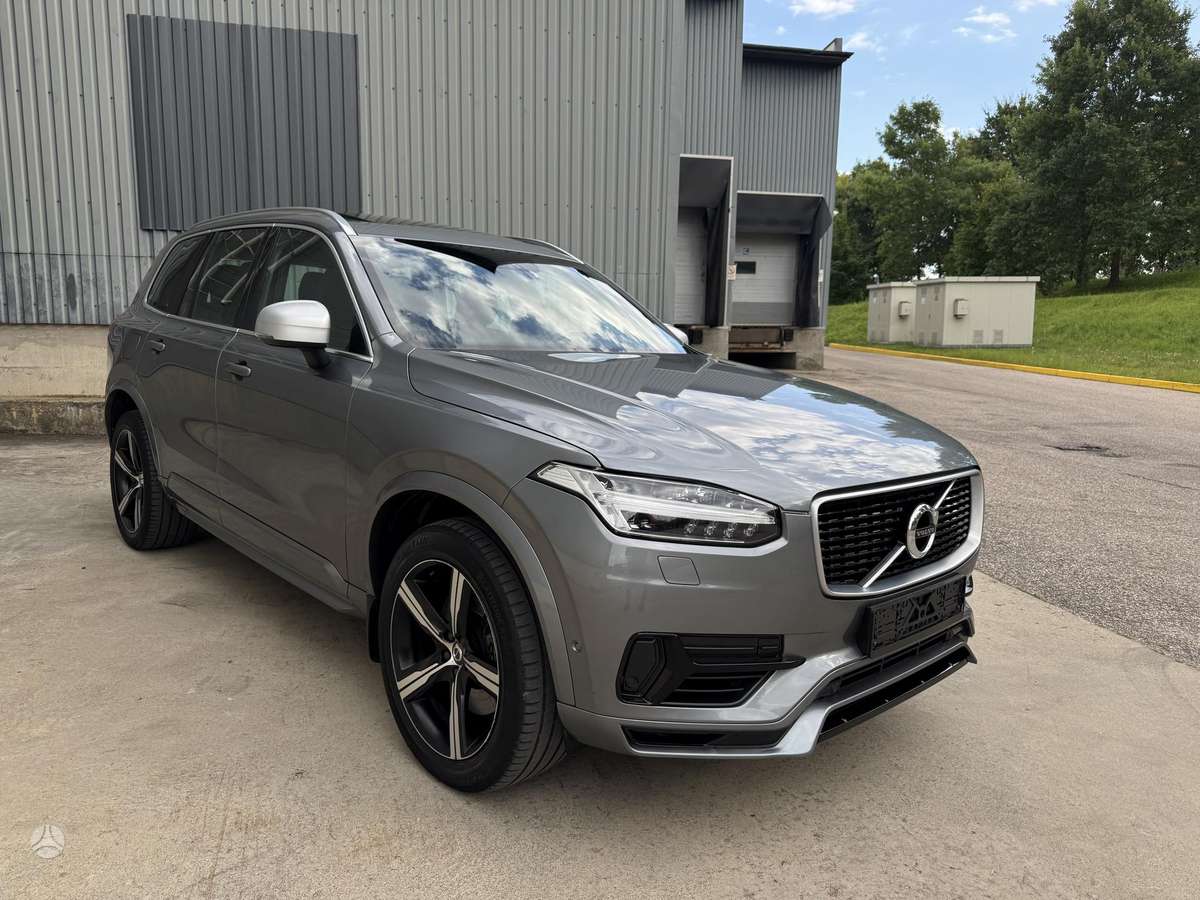 Volvo XC90 - 2