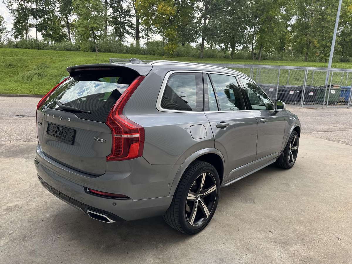 Volvo XC90 - 4