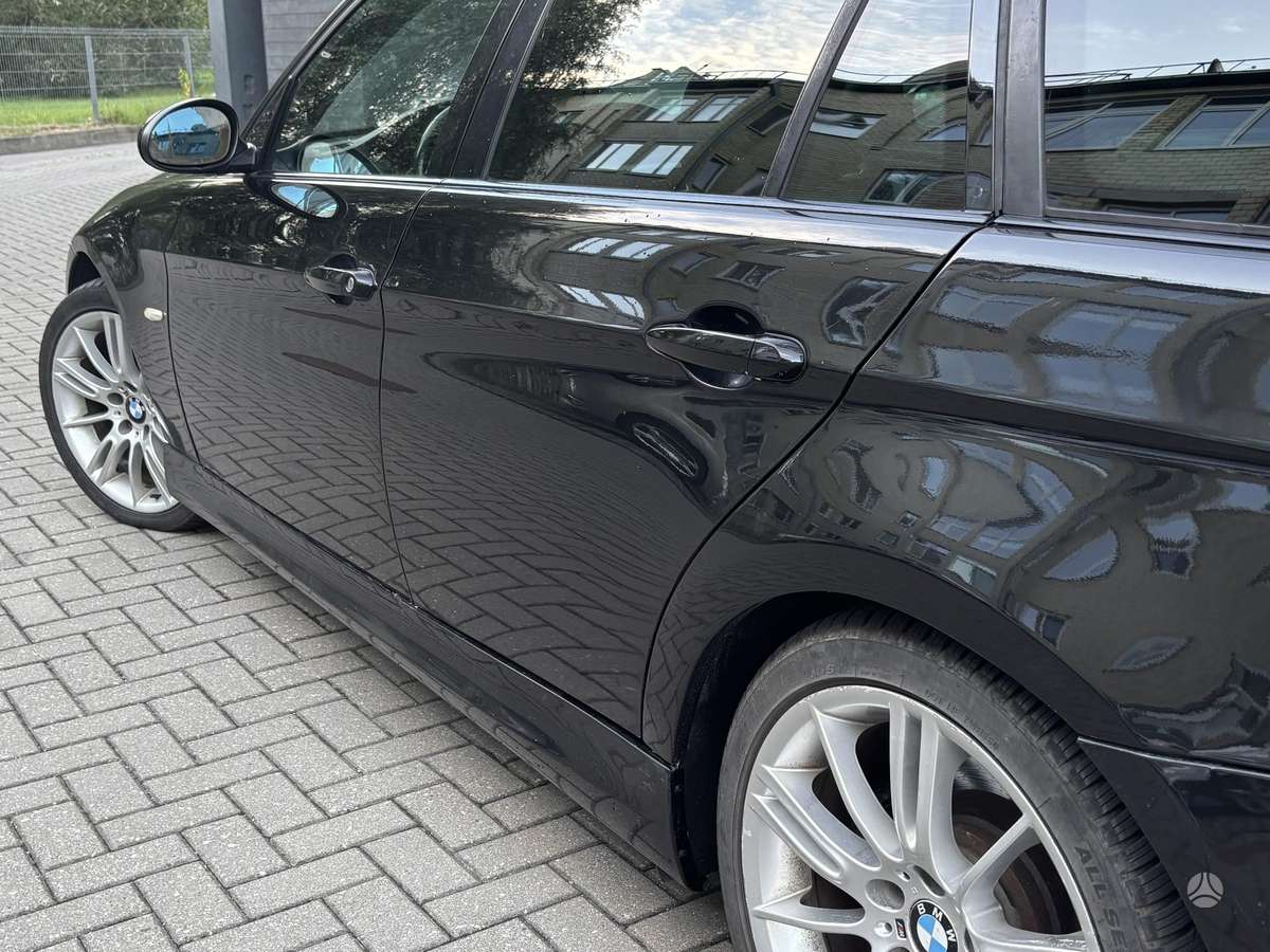 BMW 330, 3.0 l., wagon