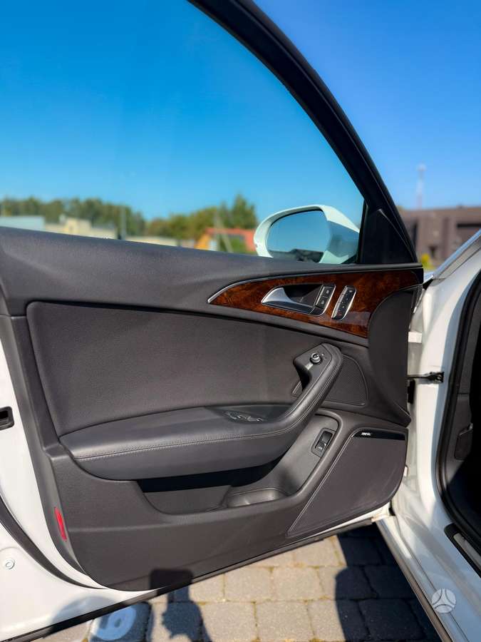 Audi A6 allroad, 3.0 l., wagon