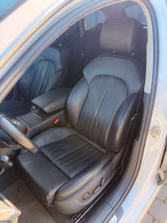 Audi A6 allroad, 3.0 l., wagon