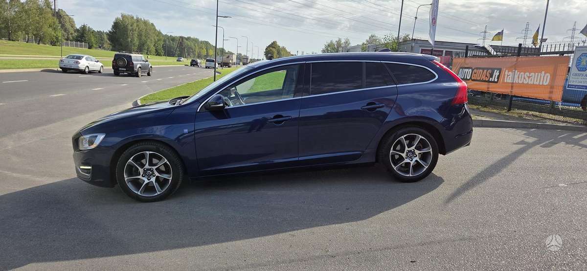 Volvo V60, 2.0 l., Универсал