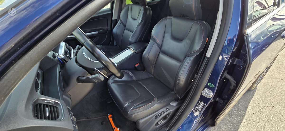 Volvo V60, 2.0 l., Универсал
