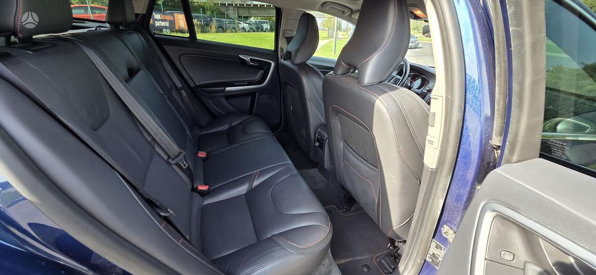Volvo V60, 2.0 l., Универсал