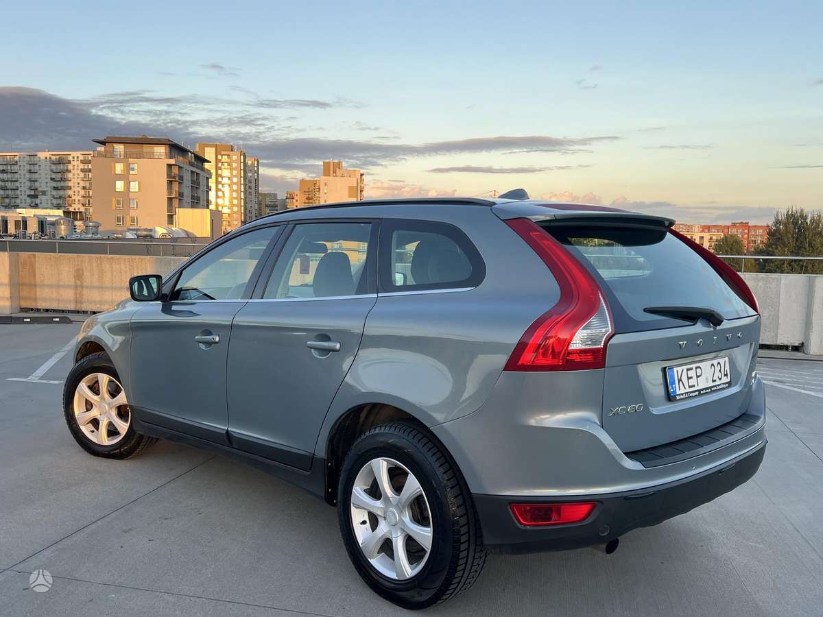Volvo XC60 - 4