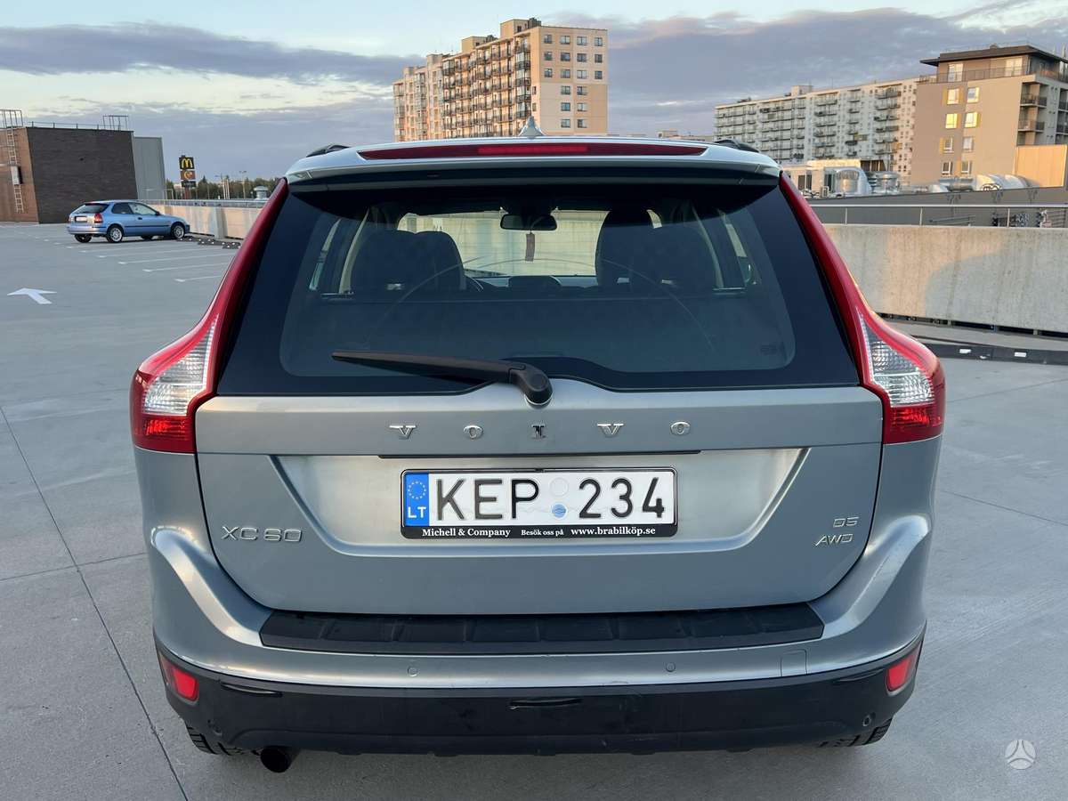 Volvo XC60 - 8