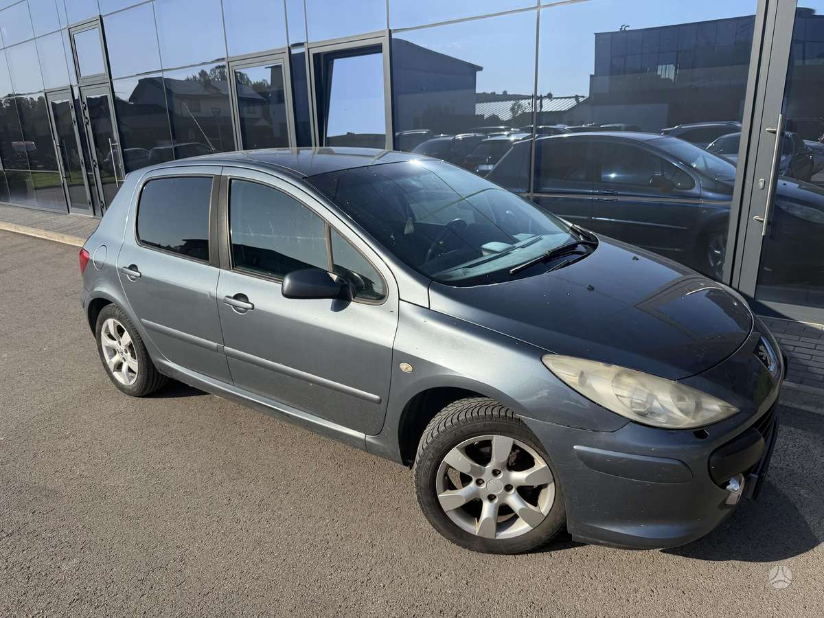 Peugeot 307 - 1