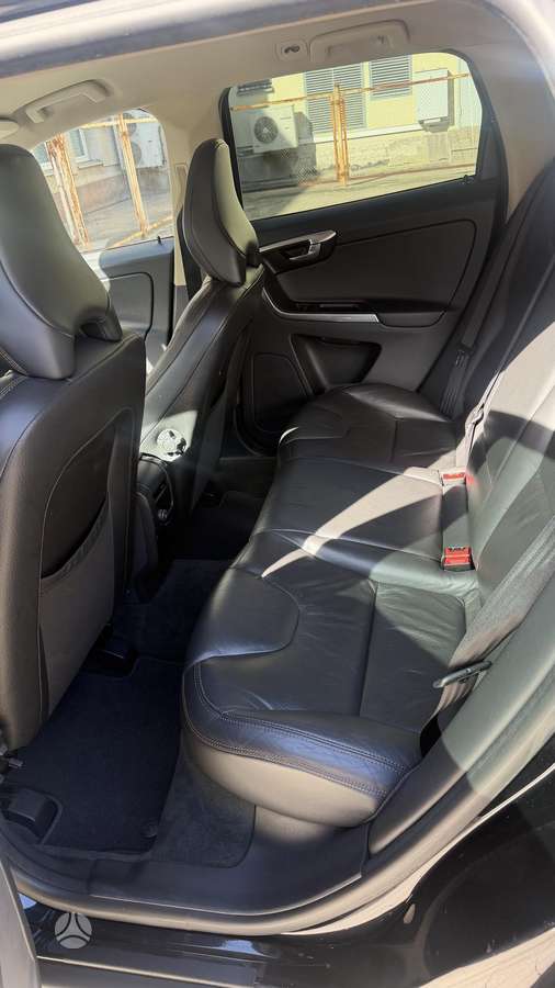 Volvo XC60 - 6