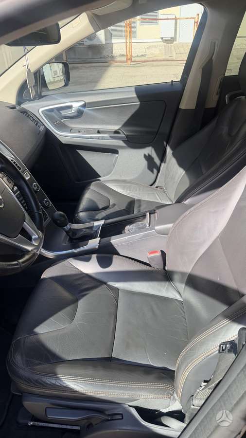 Volvo XC60 - 7
