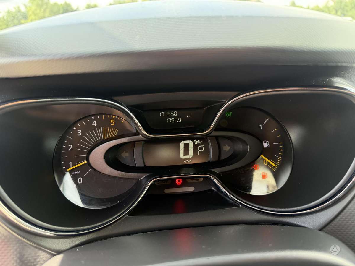 Renault Captur, 1.5 l., Минивэн