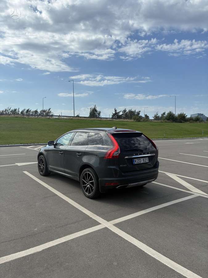 Volvo XC60 - 4