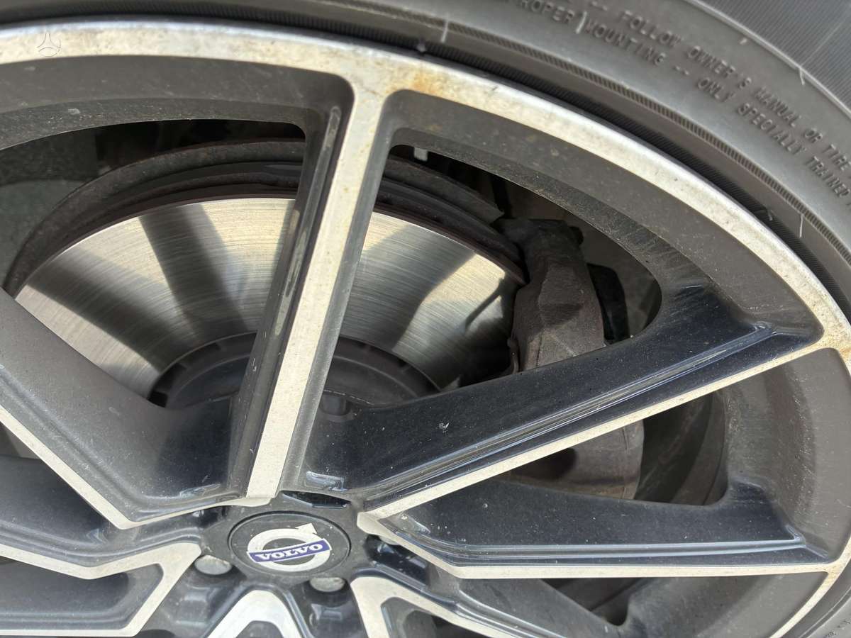 Volvo XC60 - 11