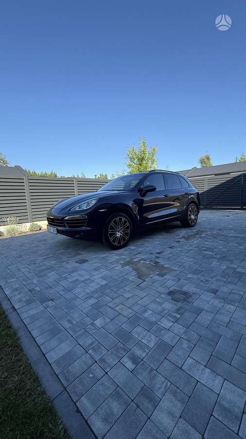 Porsche Cayenne - 5