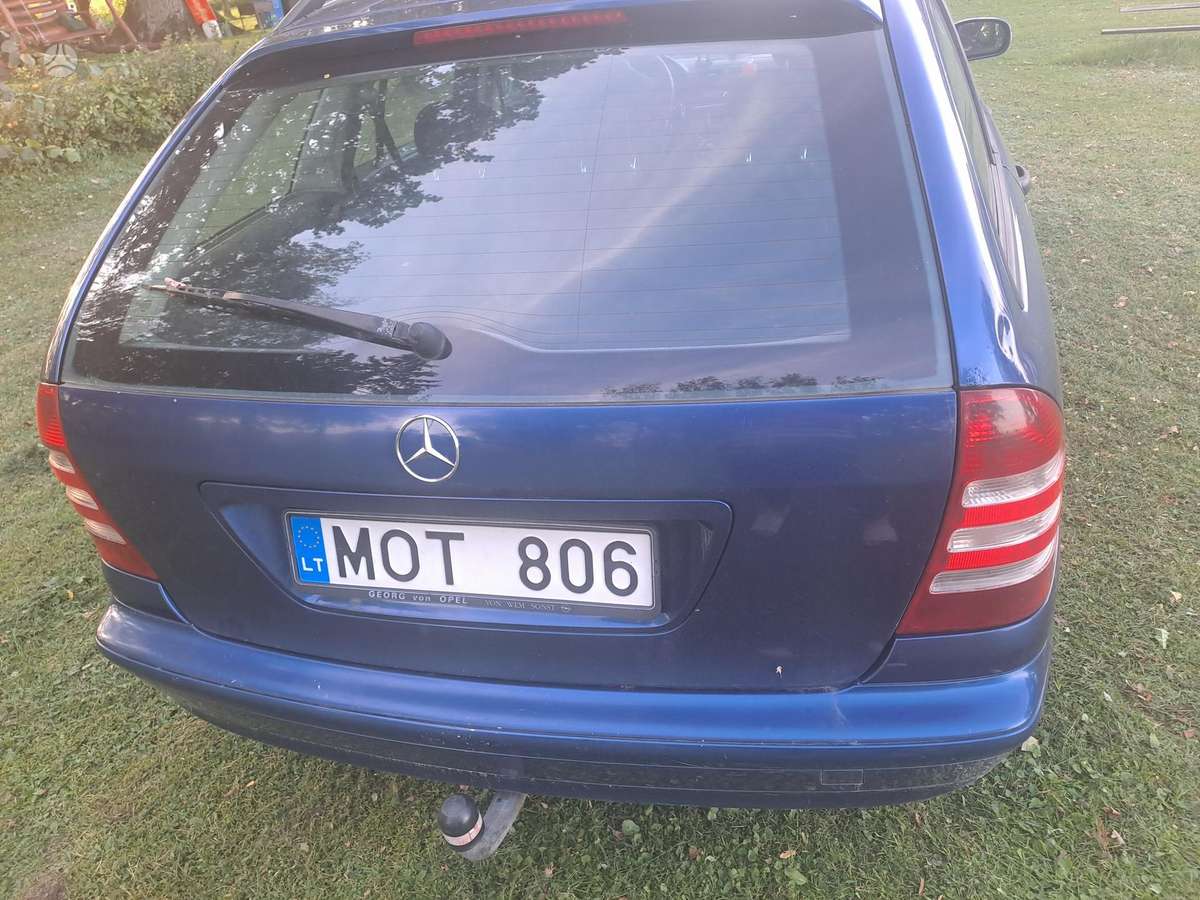 Mercedes-Benz C220 - 4