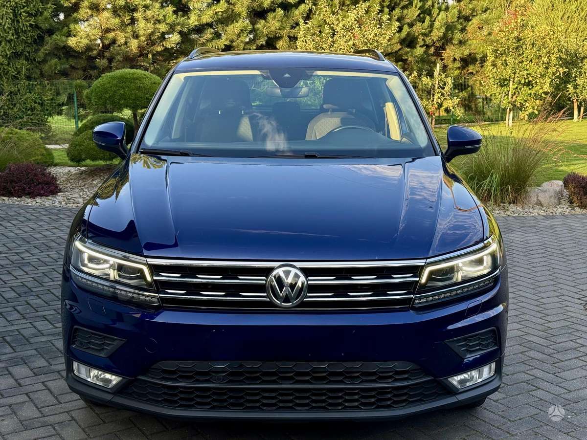 Volkswagen Tiguan - 2
