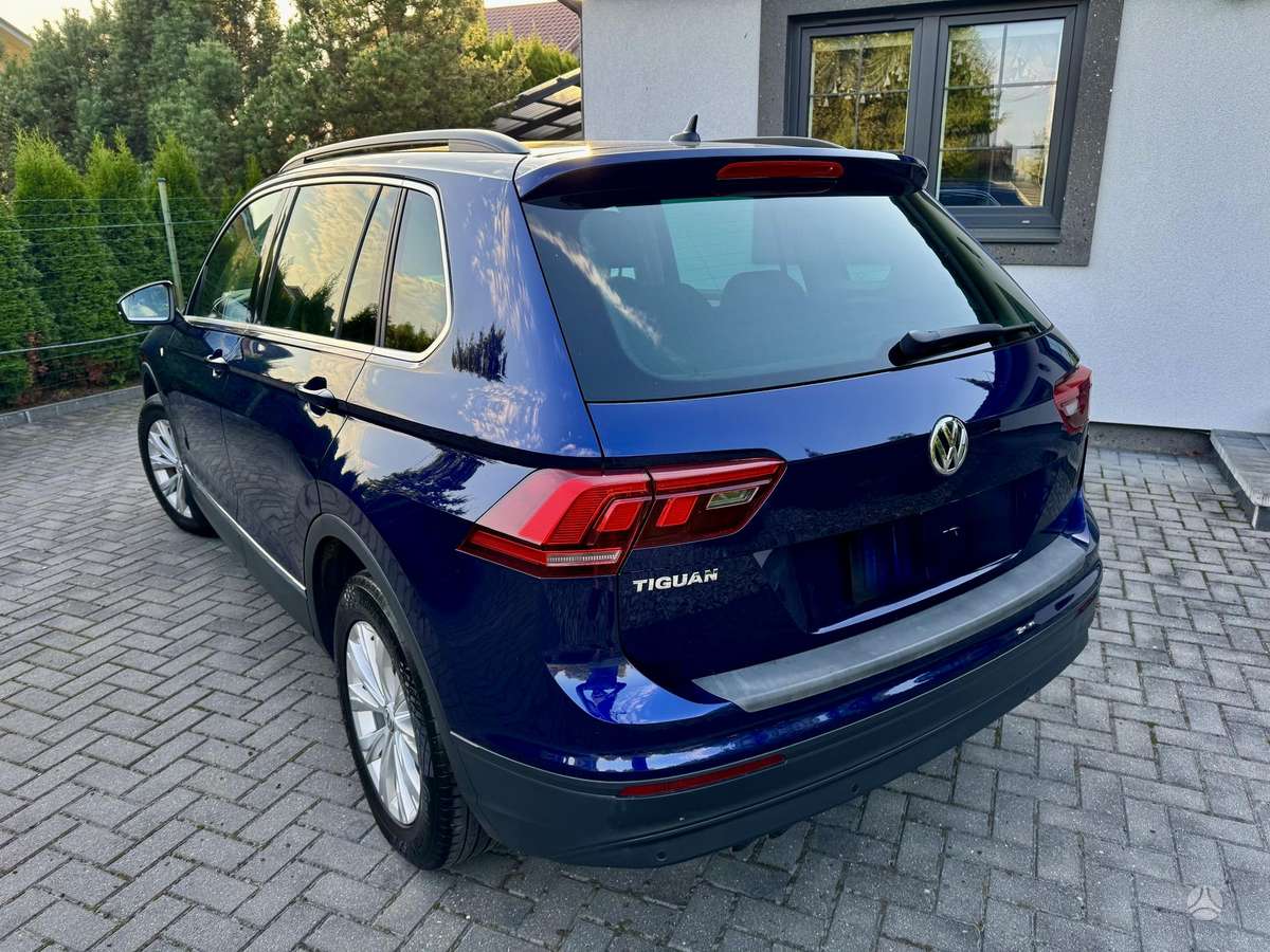 Volkswagen Tiguan - 7