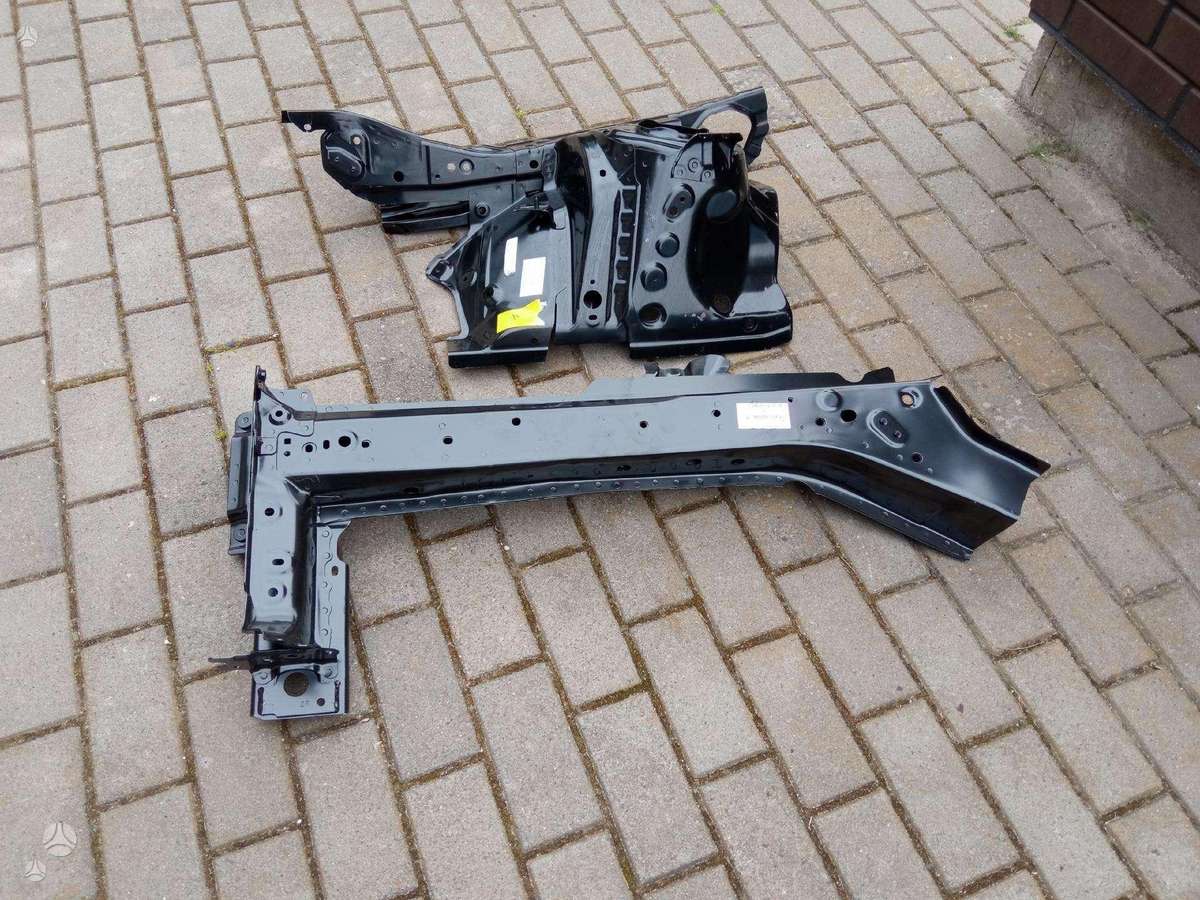 Subaru Outback kėbulo dalys