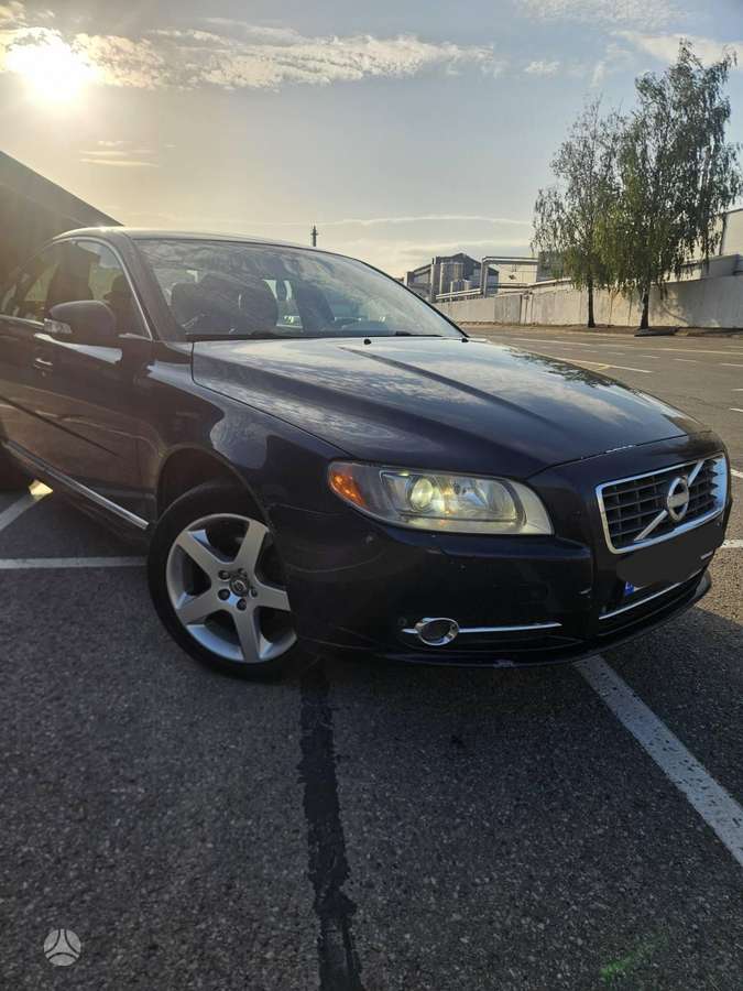 Volvo S80 - 1